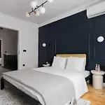 Premium Family House For 10 Near Taksim ヴィラ *