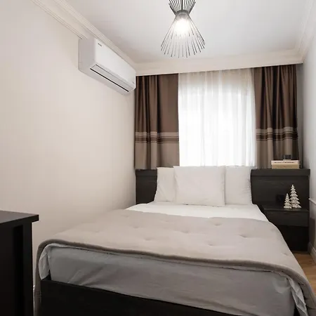 Premium Family House For 10 Near Taksim *