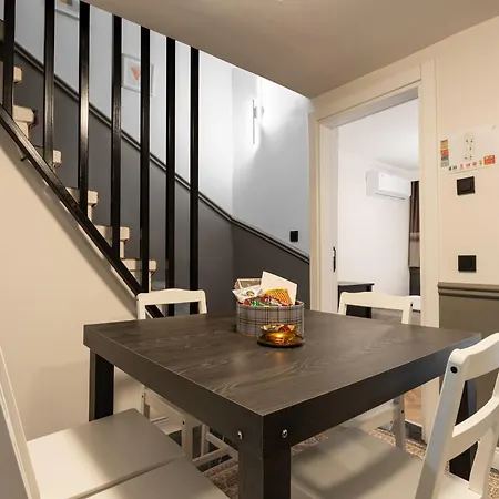 Premium Family House For 10 Near Taksim