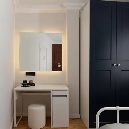 Premium Family House For 10 Near Taksim וילה